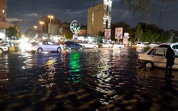ادارات اهواز هم تعطیل شد