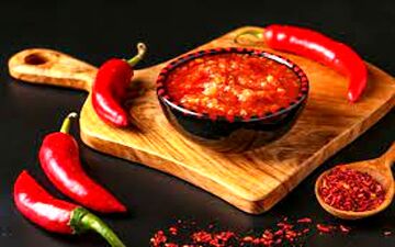 طرز تهیه  رب فلفل | خودت درستش کن!