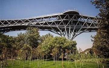 خودکشی نافرجام مرد جوان از پل طبیعت تهران