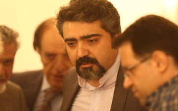 آموزش سخنوری همراه با دکتر محمدعلی حسینیان/ سخن گفتن برپایه سه  اصل است + فیلم