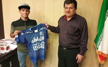  تلاش ستاره پرسپولیس برای استقلالی نشدن این بازیکن
