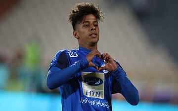 ستاره جنجالی استقلال جانشین فرشید اسماعیلی
