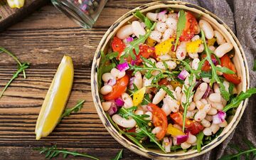 کسانی که نباید به لوبیا لب بزنند