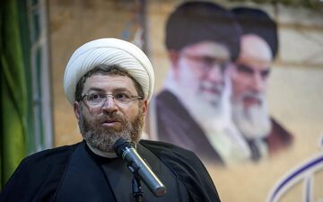 اقامه نماز عید قربان در ۶ بقعه متبرکه استان کرمانشاه 