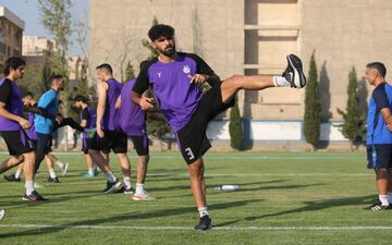 مدافع استقلال بازی با فولاد را از دست داد
