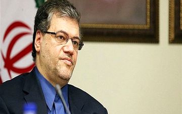معاون آموزشی وزیر بهداشت استعفا کرد


