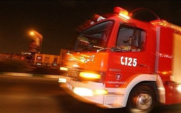 آتش‌سوزی در انبار مملو از لوازم خانگی در جنوب تهران 