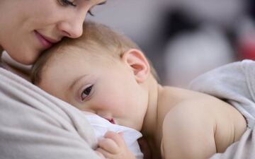 7 غذا برای افزایش و تقویت شیر مادر