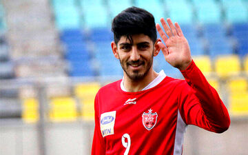 ادامه نابودی پرسپولیس، فوق‌ستاره سرخ‌ها هم رفتنی شد 