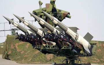 پدافند موشکی سوریه به سمت اهداف متجاوز شلیک کرد