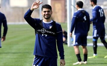 علی کریمی در استقلال ماندنی است؟
