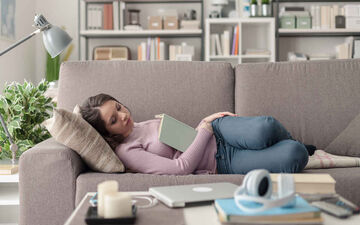 فایده شگفت‌انگیز چرت روزانه برای مغز

