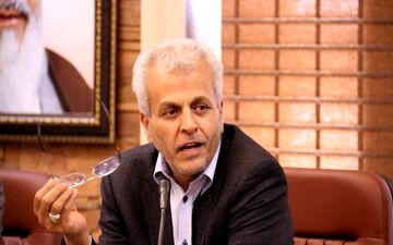 الزامات تحقق جهش تولید/ دانش جعفری: باید چرخه نفت در اقتصاد کشور را تغییر دهیم

