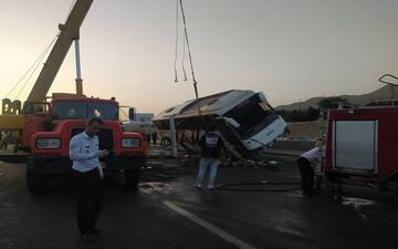 تصادف اتوبوس مسافربری در بزرگراه ارتش تهران ۳۸ مصدوم در بر داشت