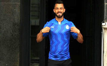 شماره 9 جدید باشگاه استقلال از راه رسید