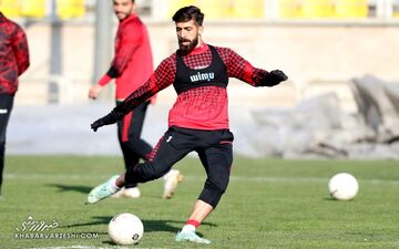 مدافع پرسپولیس به سیم آخر زد؛ این نتیجه را تبریک می‌گویم!