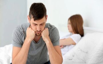 دلایل خروج بی اختیار مایع منی در مردان / این مشکل را جدی بگیرید!