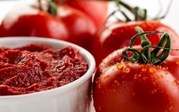 رب گوجه صنعتی یا خانگی؟ کدام بهتر است؟


