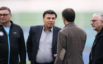 فرقی نمی‌کند تیم توسط چه کسی هدایت می شود/فتحی نباید به تنهایی تصمیم بگیرد!