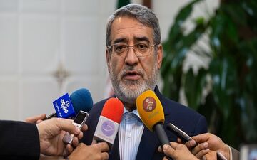 رسانه های بیگانه با بزرگنمایی ناکارآمدی‌ها به دنبال مقبولیت زدایی از حاکمیت هستند
