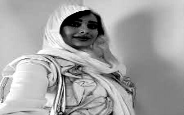 پوشش و استایل ورزشی گلناز خالصی و مربی‌اش در باشگاه بدنسازی