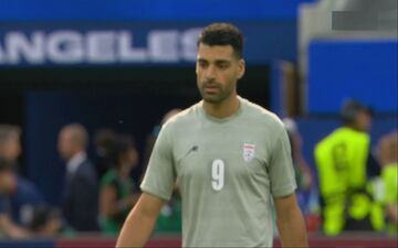لحظاتی از گرم کردن بازیکنان ایران پیش از بازی با نیوزیلند + ویدئو