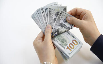  افزایش قیمت دلار در بازار ترکیه شدت گرفته است