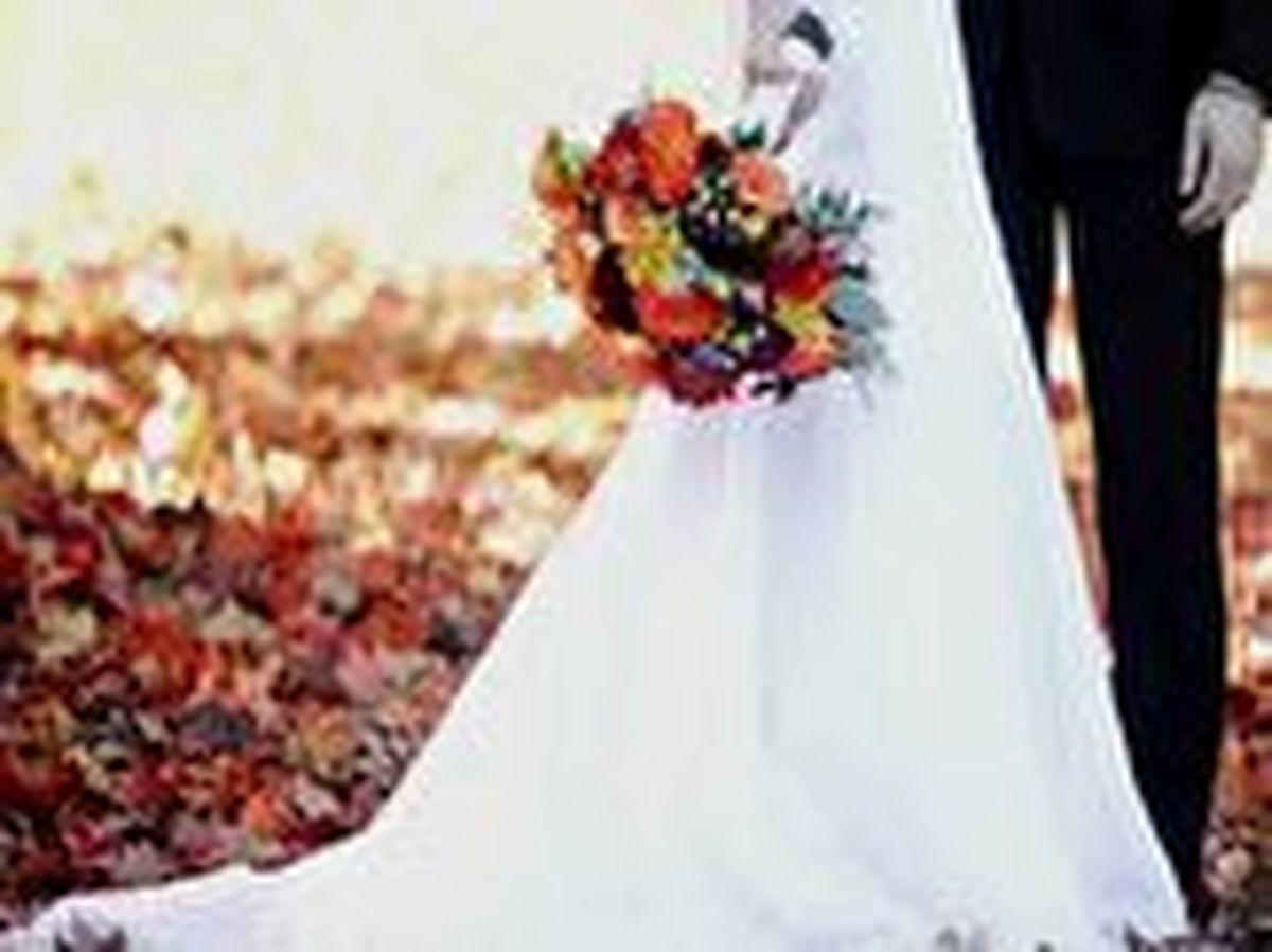 ثبت یک ازدواج عجیب / اختلاف سنی عروس با داماد 73 سال/ عروس عاشق و دلباخته داماد 103 ساله شد! 