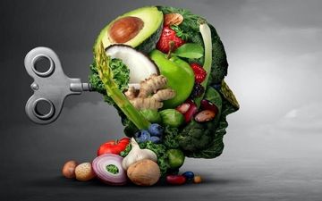 چگونه با تغذیه سالم به جنگ استرس برویم؟