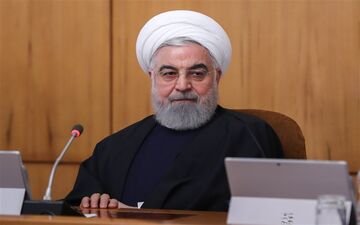 رئیس جمهور: وزارت بهداشت بر اجرای دقیق مصوبات ستاد ملی مبارزه با کرونا نظارت کند