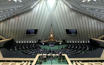 تمامی استیضاح ها از دستور کار مجلس خارج شده است