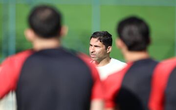 توصیه عجیب به هاشمیان؛ خودت را تغییر بده؛ متانت در پرسپولیس جواب نمی‌دهد!