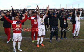  روزنه های امید در باشگاه پرسپولیس/ هواداران چشم انتظار 