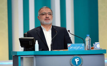 کناره‌گیری زاکانی از انتخابات به نفع رئیسی 