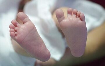 فروش نوزاد با قیمت کمتر از پراید؛ ۲۰۰ میلیون بده، نوزاد با شناسنامه بگیر! 
