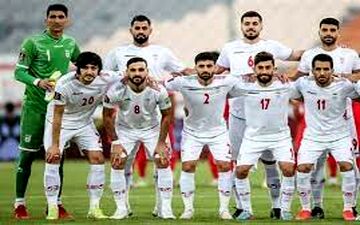 
کاروان تیم ملی ایران با استقبال مردم وارد تهران شد 