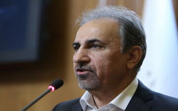 متروسواری شهردار تهران در روز جهانی «بدون خودرو»