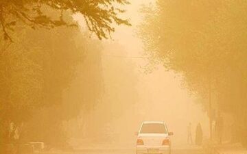 طوفان شدید شهرستان فهرج را تعطیل کرد