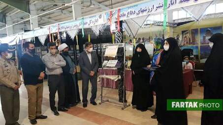 رو نمایی از نمایش‌‌نامه ساعت به وقت کرونا و کتاب گذرگاه
