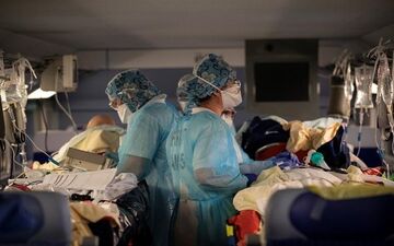 کرونا در اروپا| از تعطیلی کارخانه گوشت آلمان تا تعدیل نیرو در شرکت هواپیمایی ایرفرانس
