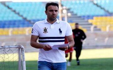  خلیلی: پرسپولیس امسال یک سر و گردن از حریفان خود بالاتر بود/  مدیران قبلی باشگاه نسبت به برانکو بد عهدی کردند