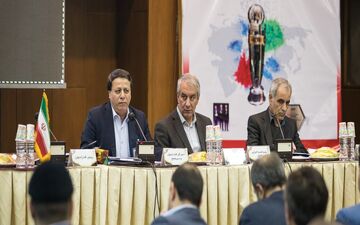 فدراسیون فوتبال اعلام جنگ کرد