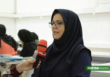 رونمایی از کتاب«انتهای این کوچه دریاست» اثر آناهیتا برزویی