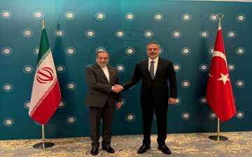 وزرای خارجه ایران و ترکیه دیدار کردند