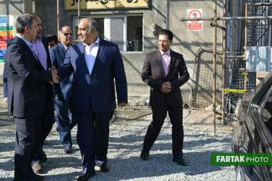 بازدید استاندار و مدیرکل میراث‌فرهنگی کرمانشاه از هتل کلینک ماد