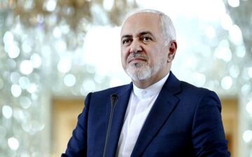 ظریف:  بازگشت به تجارت عادی از اولویت های جهانی است
