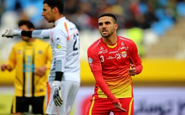 مذاکره بی‌سروصدای منصوریان با مهاجم سابق پرسپولیس