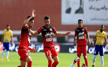 
آقای طاهری! به جای گشتن دنبال مقصر، روی مسائل فنی پرسپولیس کار کنید! 