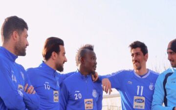 خوشامدگویی آبی‌ها به منشا همراه با طعنه به پرسپولیس