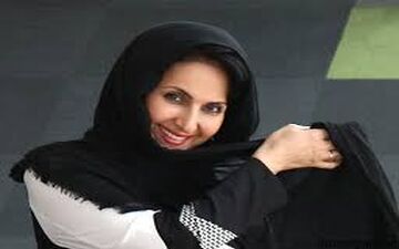 فاطمه گودرزی با پوشش کُردی در میان مردم کردستان
